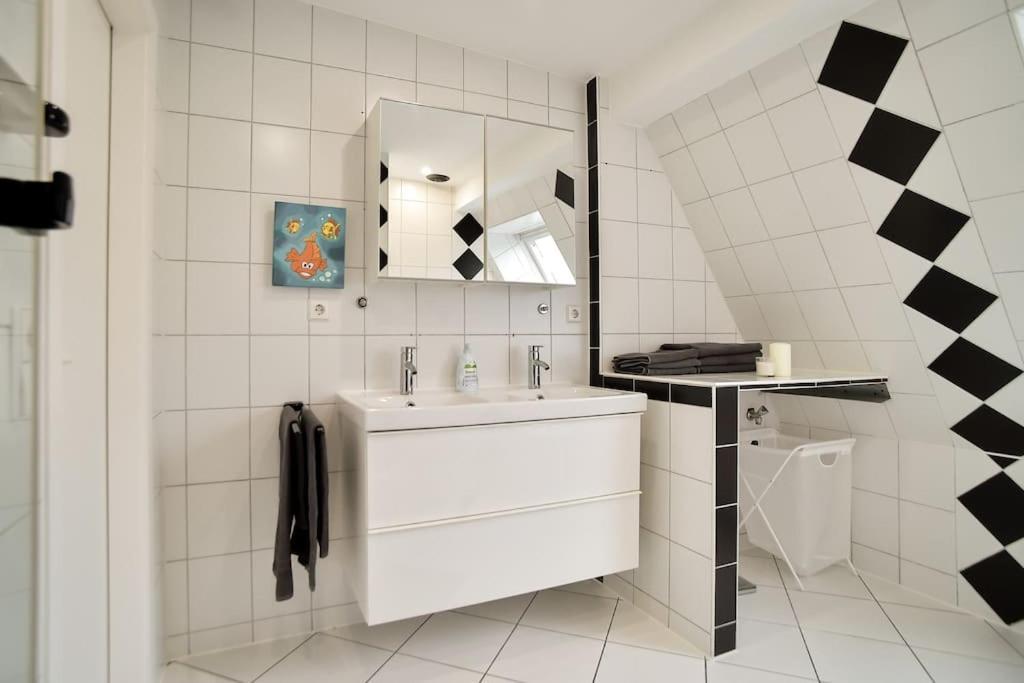 5 Secret Escape Apartment Above Stuttgart Dış mekan fotoğraf